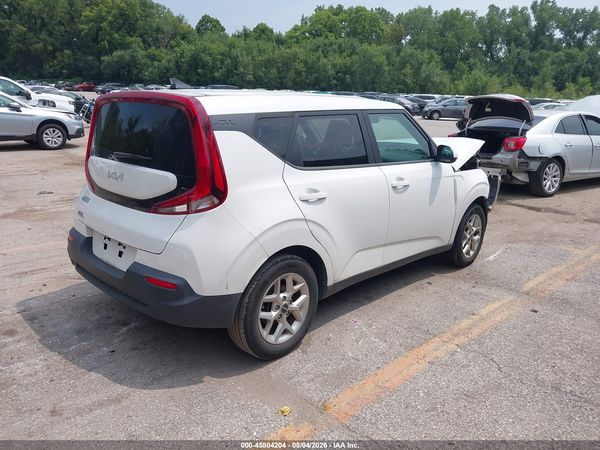 2022 KIA SOUL LX