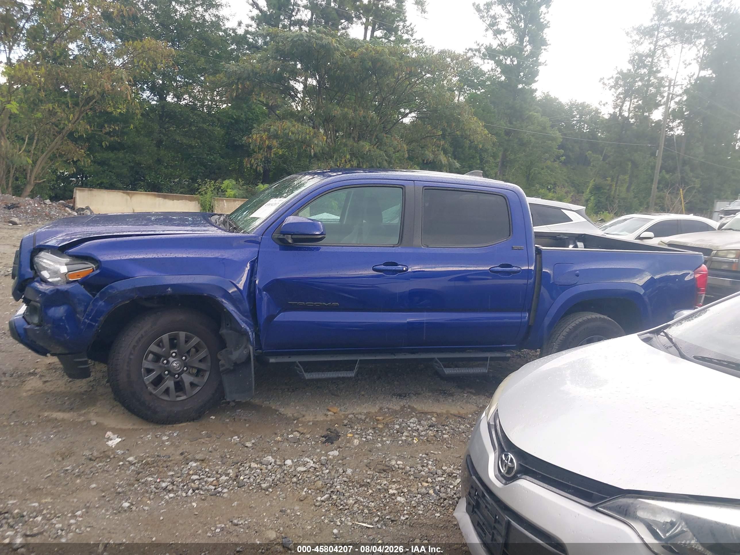 2022 TOYOTA TACOMA SR5 V6