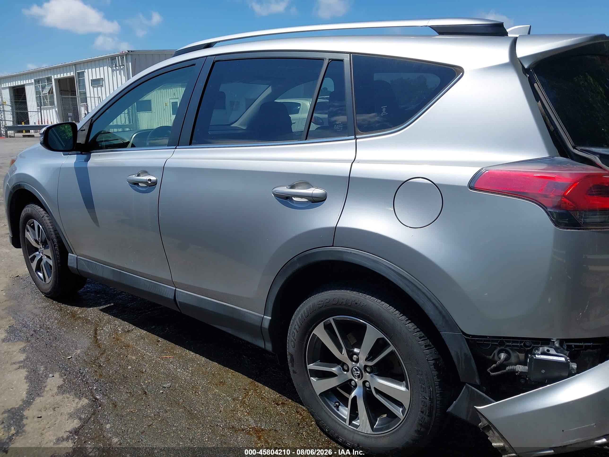 2018 TOYOTA RAV4 XLE