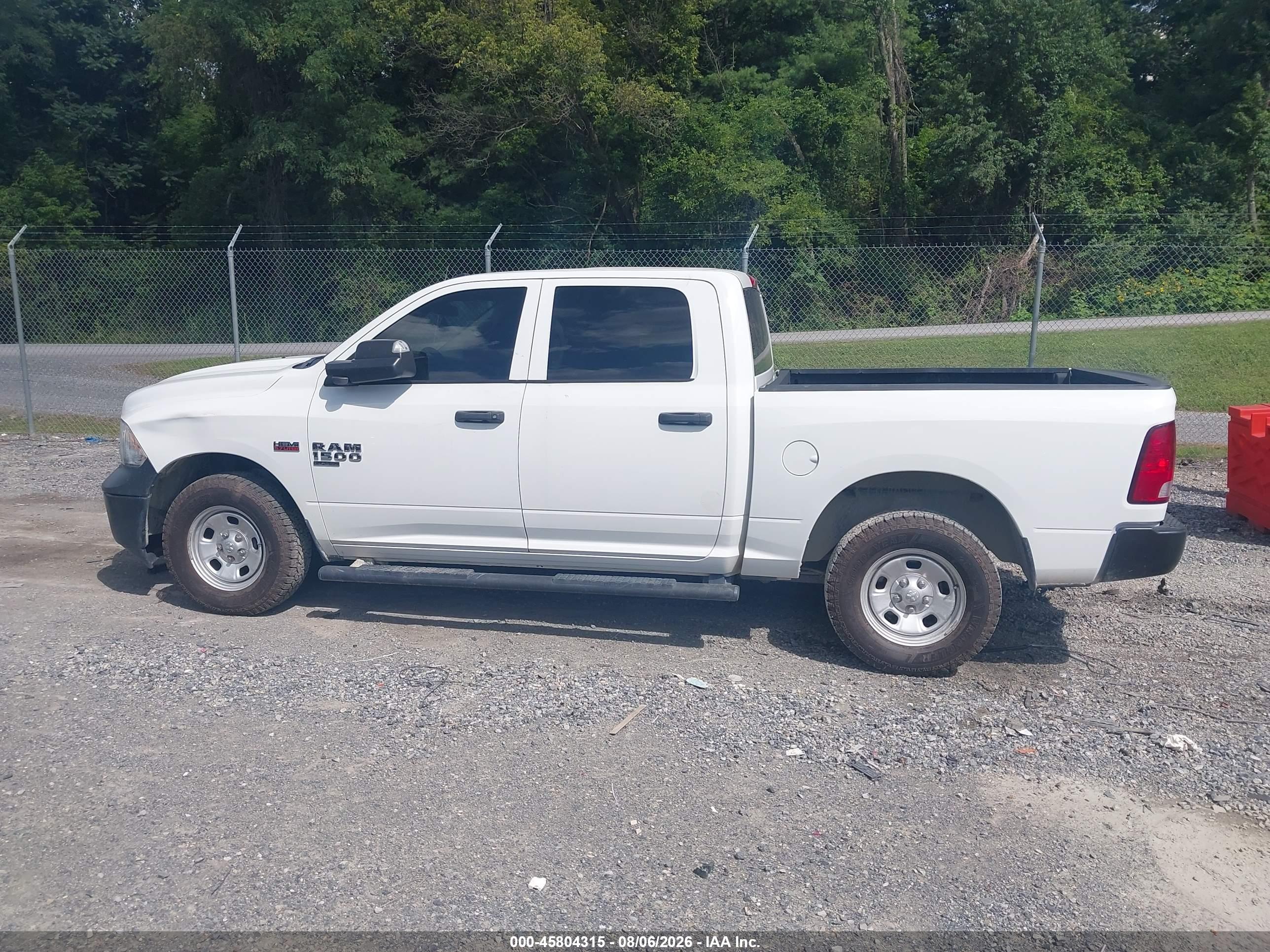 2021 RAM 1500 CLASSIC TRADESMAN  4X4 5'7 BOX