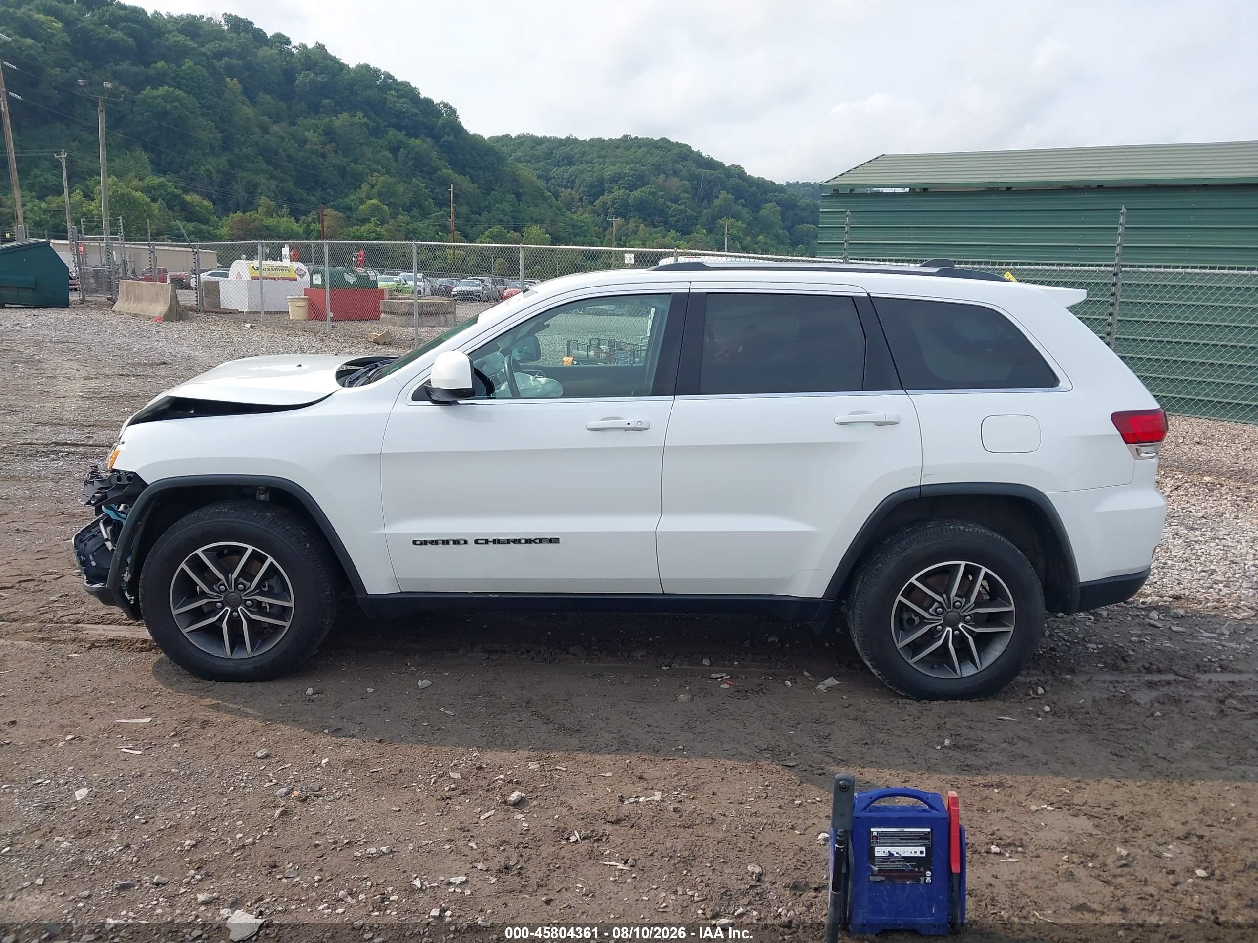 2020 JEEP GRAND CHEROKEE LAREDO E 4X4