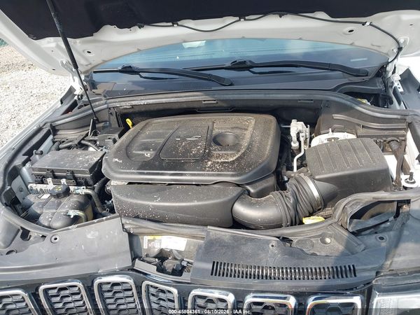 2020 JEEP GRAND CHEROKEE LAREDO E 4X4