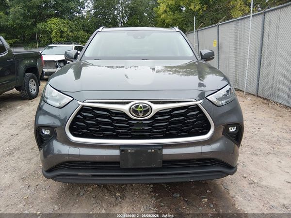 2020 TOYOTA HIGHLANDER XLE