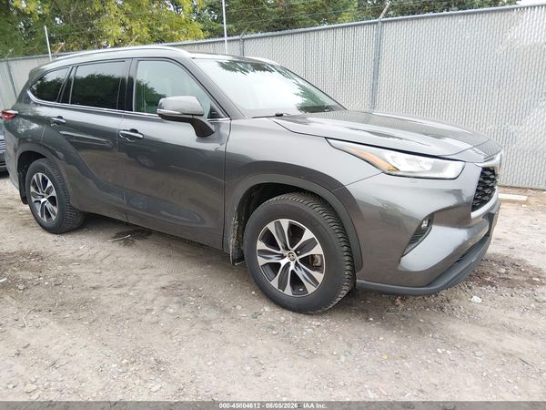 2020 TOYOTA HIGHLANDER XLE