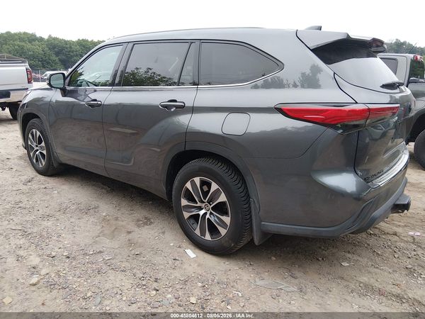 2020 TOYOTA HIGHLANDER XLE