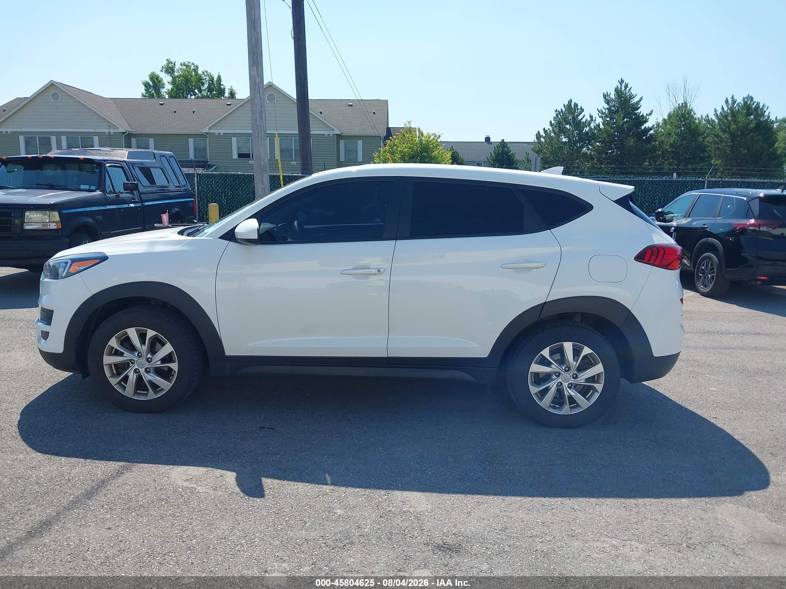 2019 HYUNDAI TUCSON SE