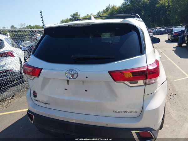 2017 TOYOTA HIGHLANDER LIMITED PLATINUM