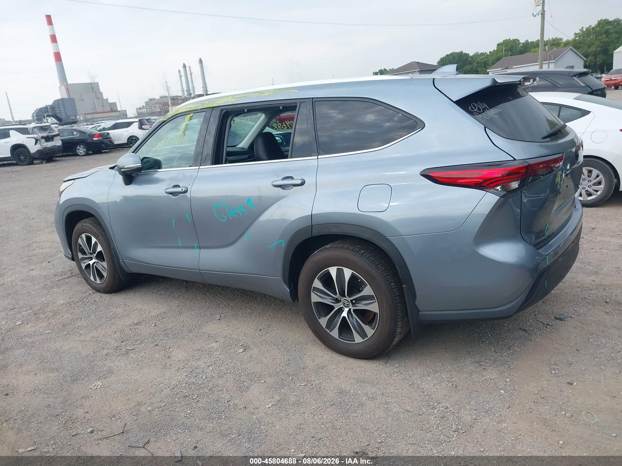 2020 TOYOTA HIGHLANDER XLE