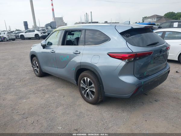 2020 TOYOTA HIGHLANDER XLE