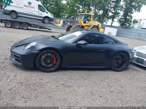 2022 PORSCHE 911