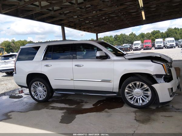 2017 CADILLAC ESCALADE LUXURY