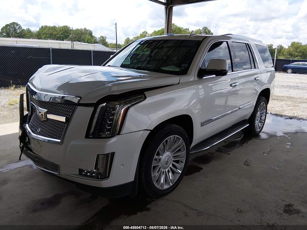 2017 CADILLAC ESCALADE LUXURY