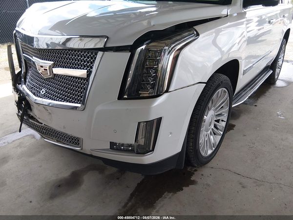 2017 CADILLAC ESCALADE LUXURY