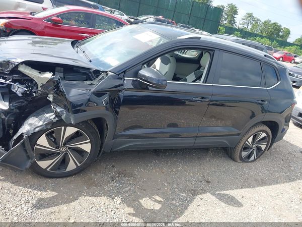 2025 VOLKSWAGEN TAOS 1.5T SE — I117