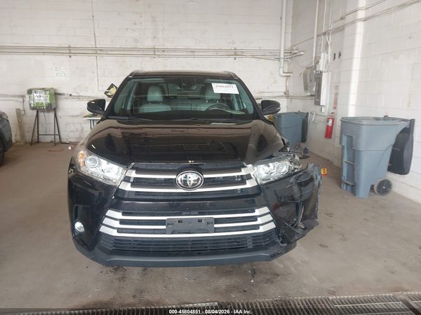 2019 TOYOTA HIGHLANDER XLE