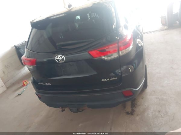 2019 TOYOTA HIGHLANDER XLE