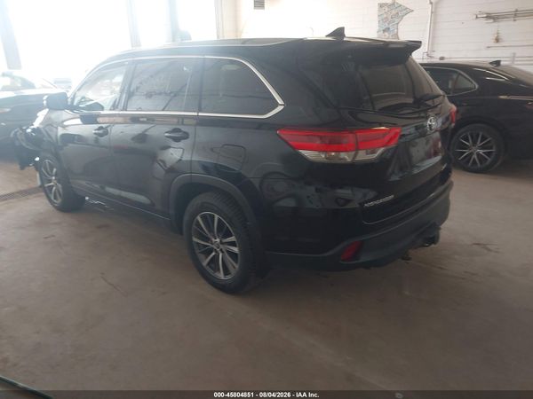 2019 TOYOTA HIGHLANDER XLE