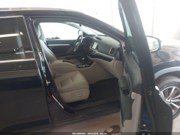 2019 TOYOTA HIGHLANDER XLE