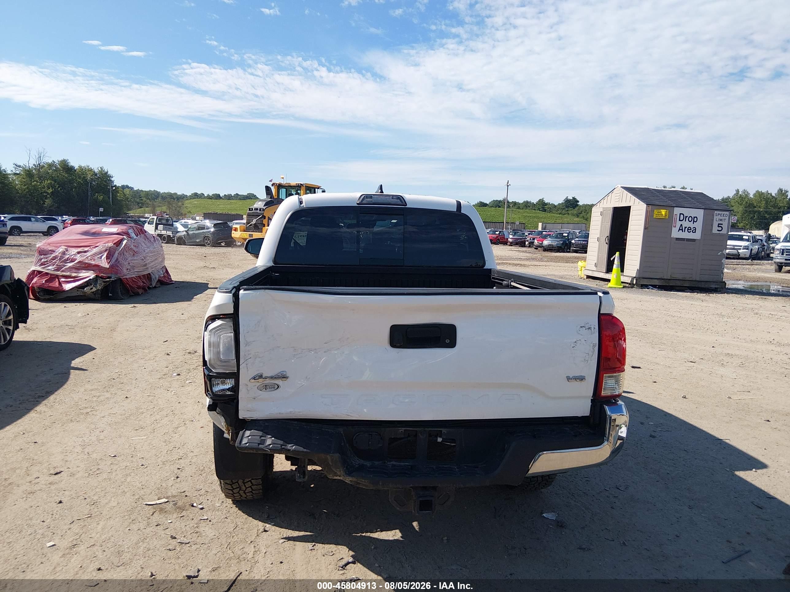 2019 TOYOTA TACOMA SR5 V6