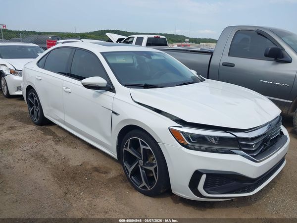 2020 VOLKSWAGEN PASSAT 2.0T R-LINE — I1