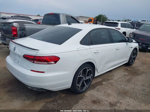 2020 VOLKSWAGEN PASSAT 2.0T R-LINE — I4