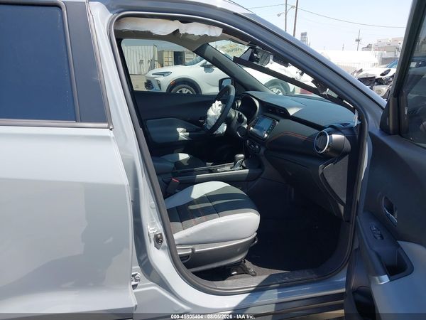 2024 NISSAN KICKS SR XTRONIC CVT