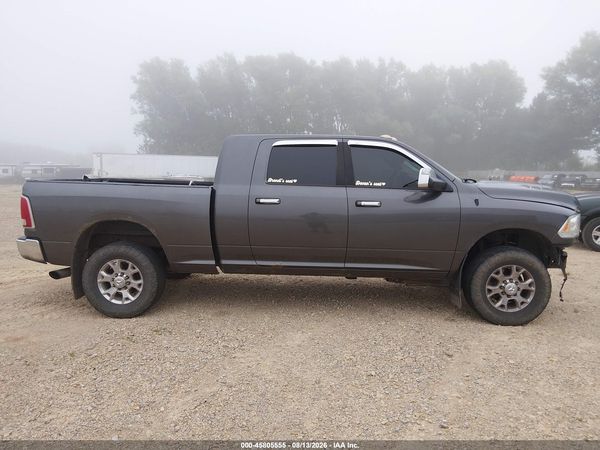 2016 RAM 3500 LARAMIE