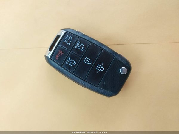 2018 KIA SEDONA LX