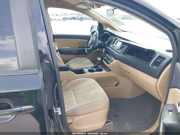 2018 KIA SEDONA LX