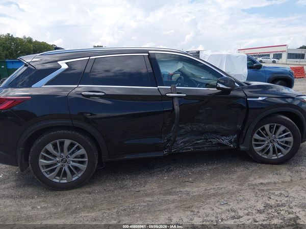 2023 INFINITI QX50 LUXE