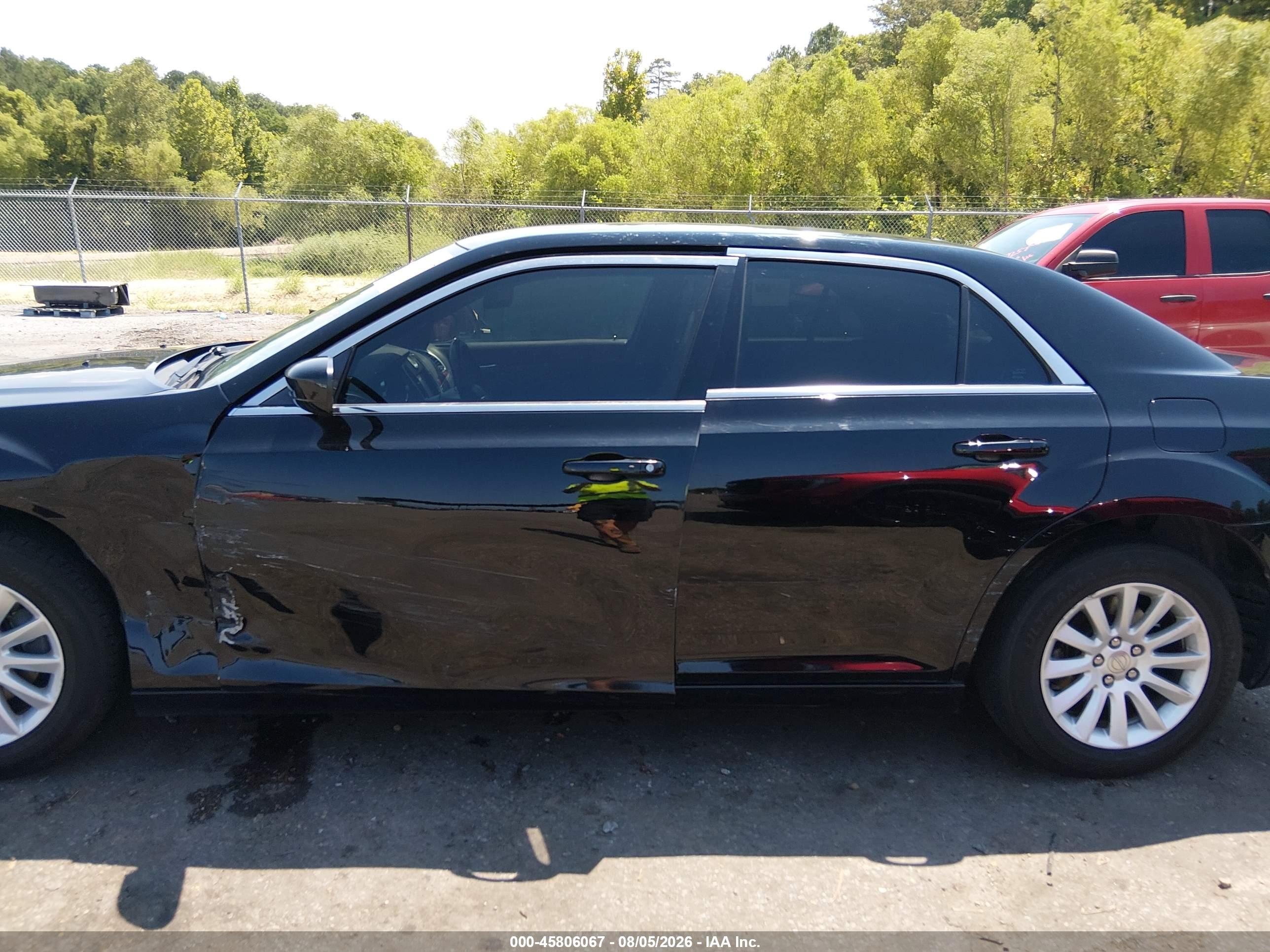 2014 CHRYSLER 300