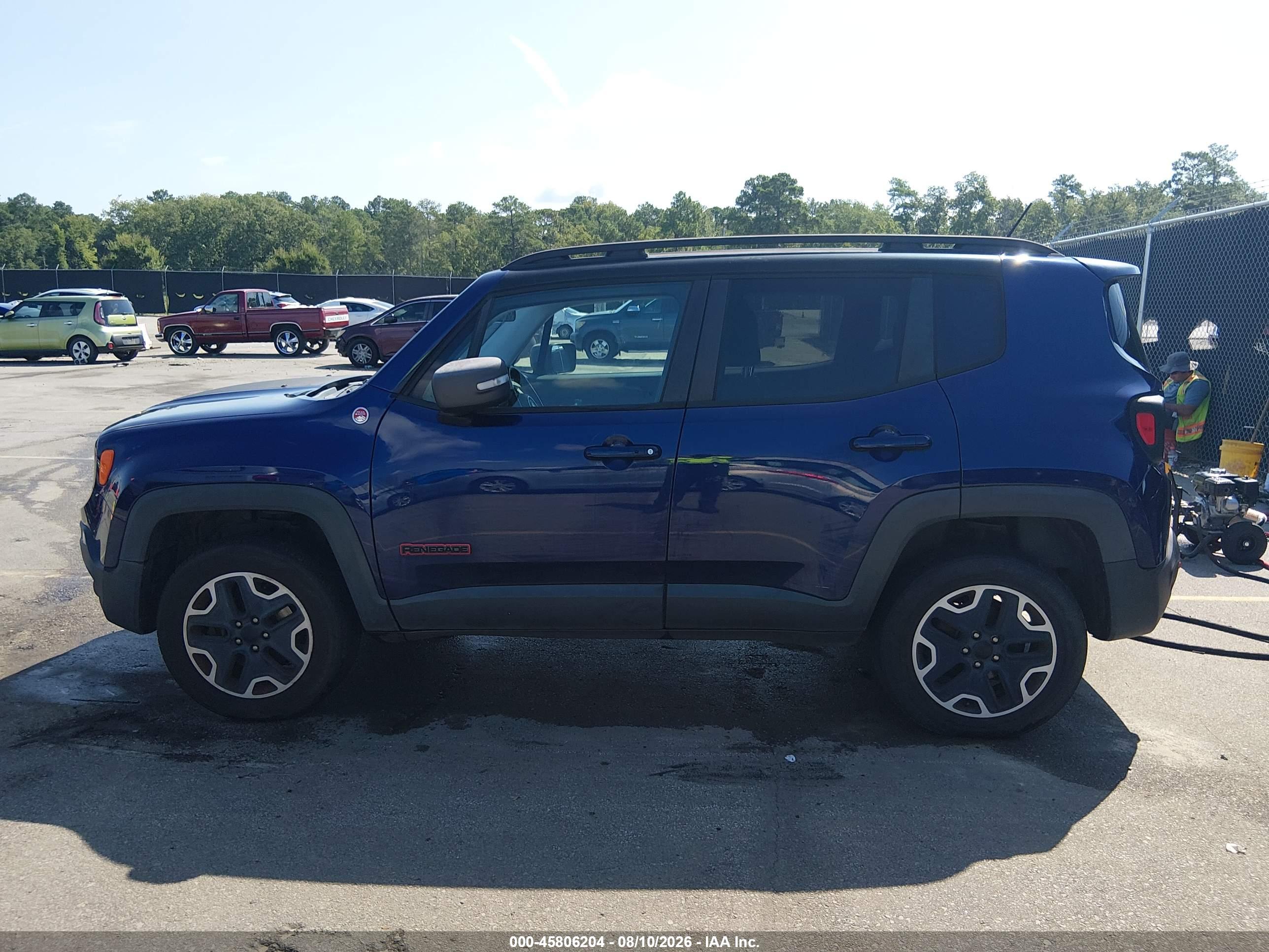 2017 JEEP RENEGADE TRAILHAWK