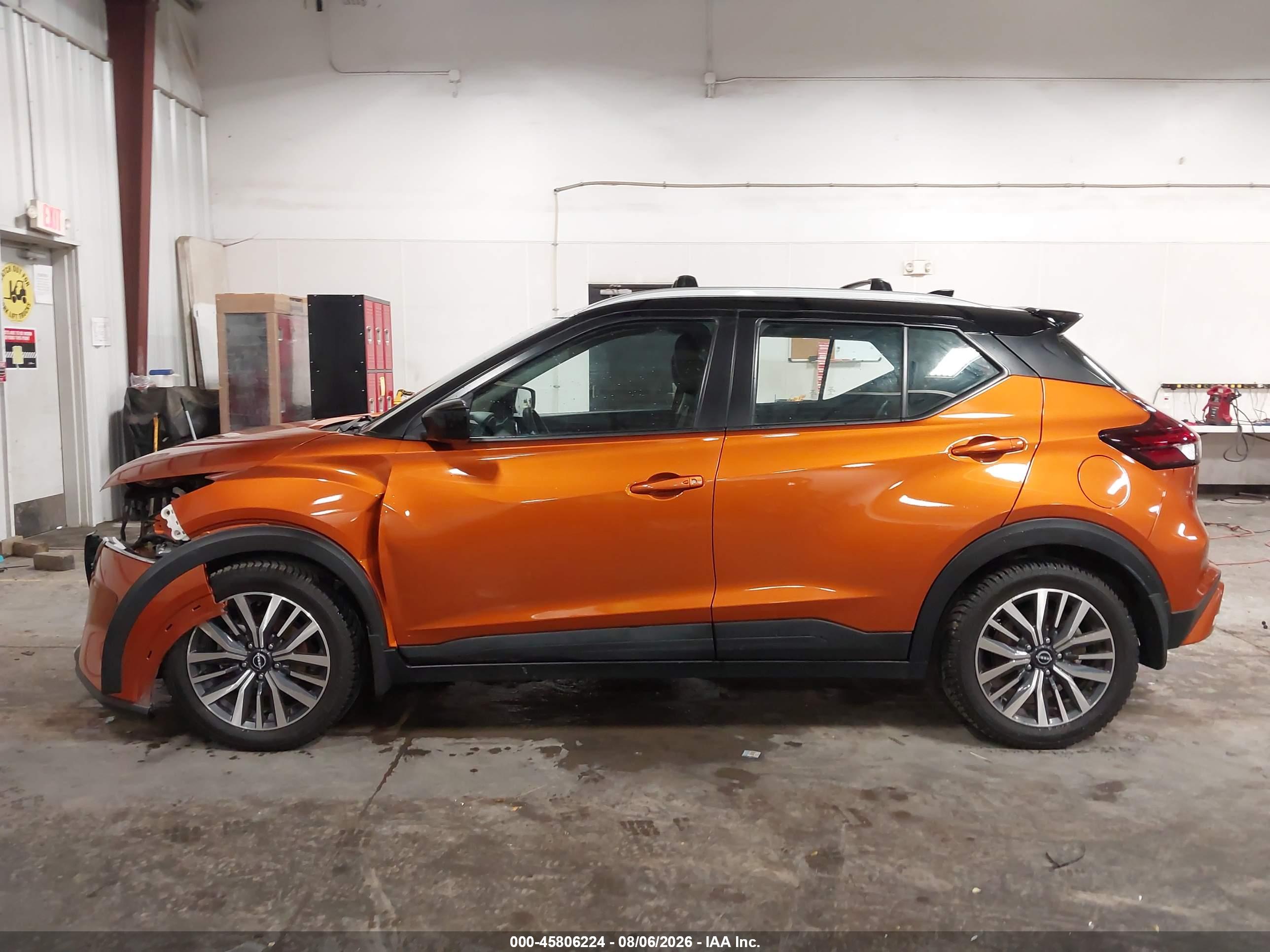 2022 NISSAN KICKS SV XTRONIC CVT