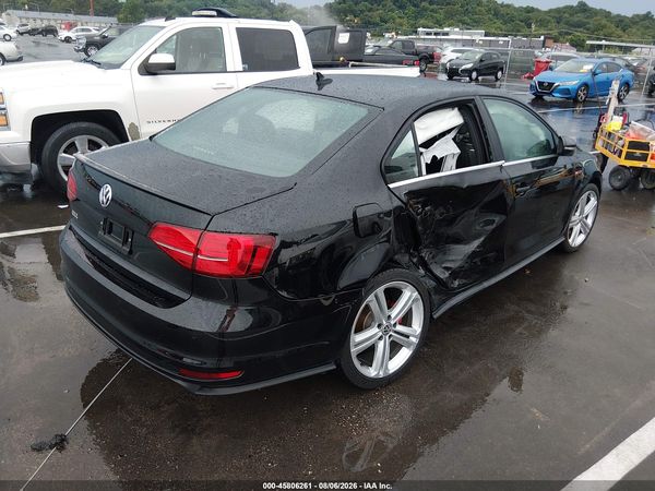 2017 VOLKSWAGEN JETTA GLI — I4