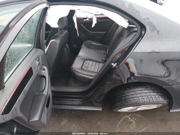 2017 VOLKSWAGEN JETTA GLI — I8