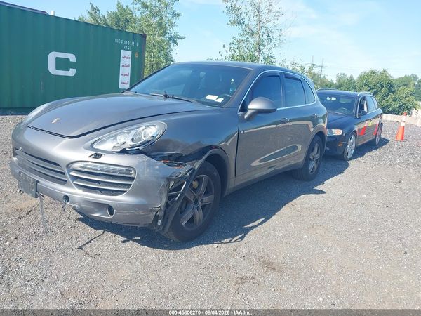 2014 PORSCHE CAYENNE
