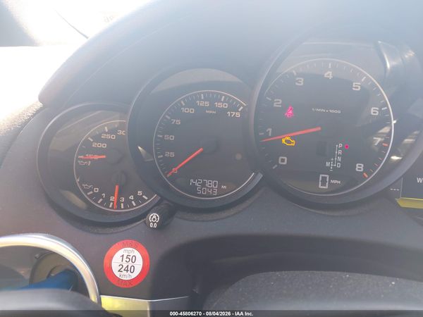 2014 PORSCHE CAYENNE