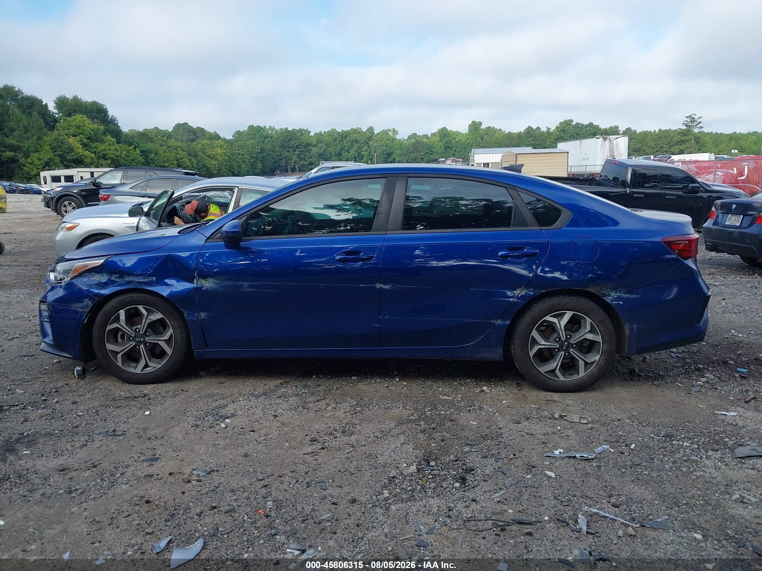 2019 KIA FORTE LXS