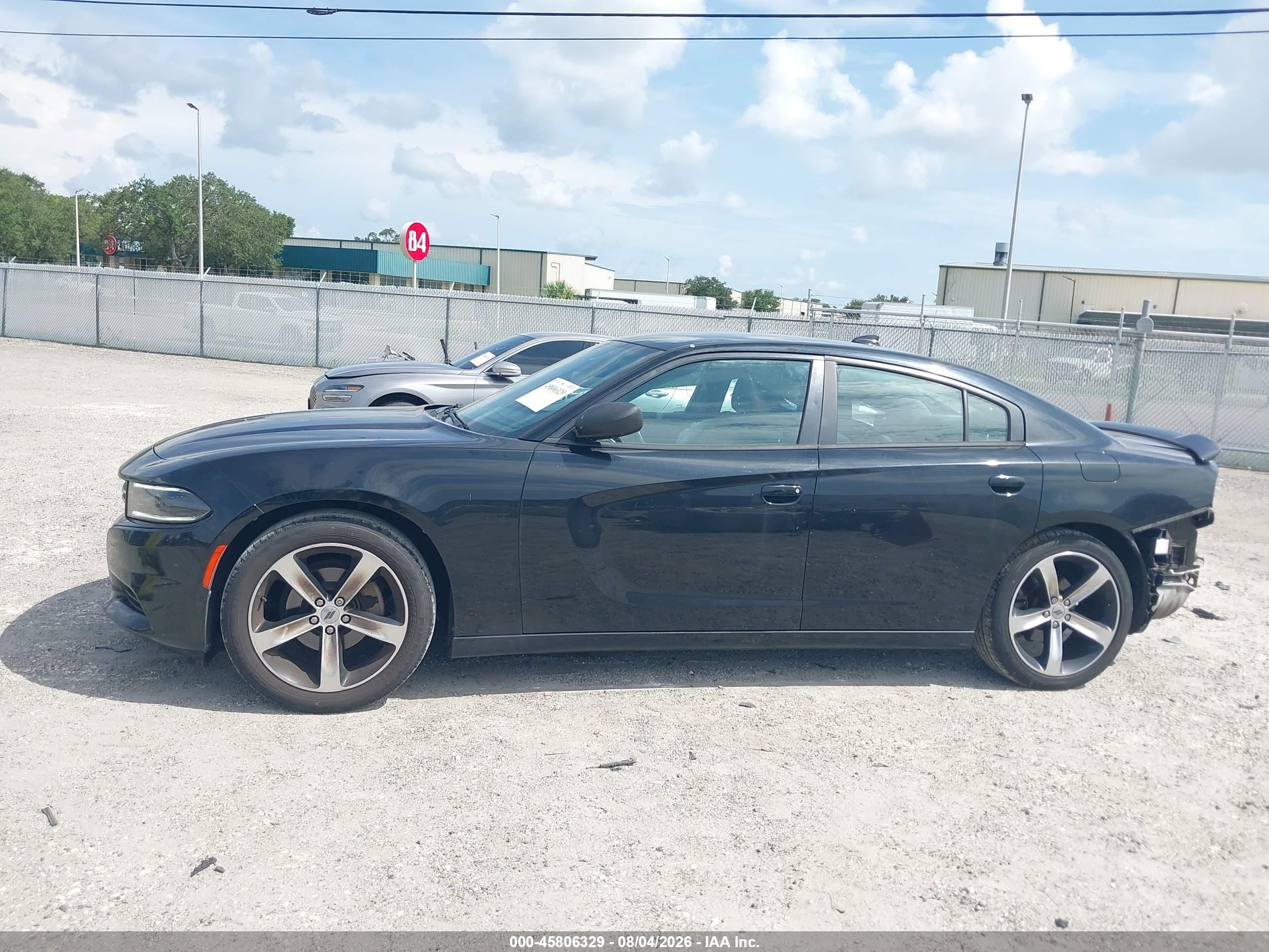 2017 DODGE CHARGER SXT RWD