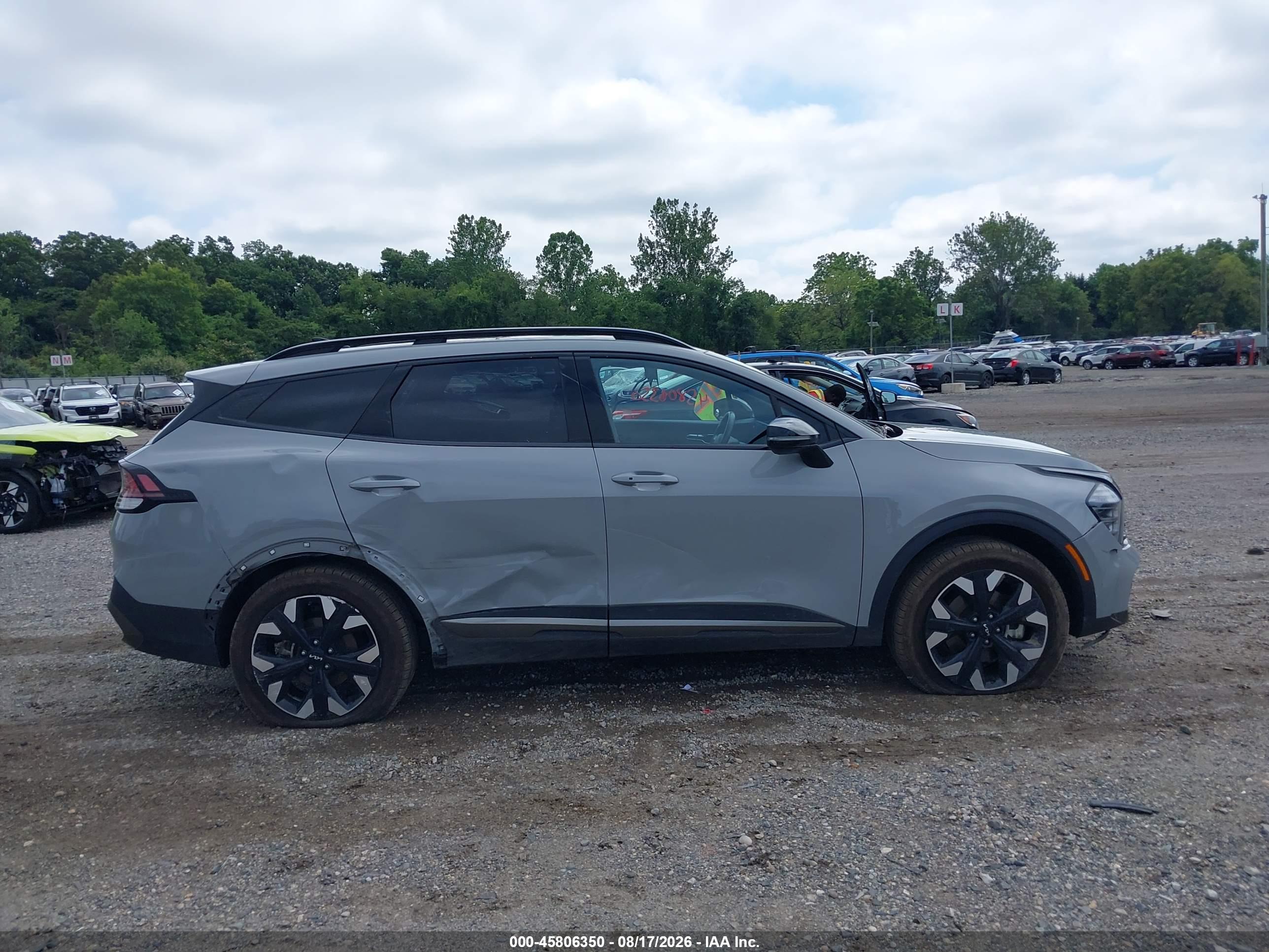 2024 KIA SPORTAGE X-LINE