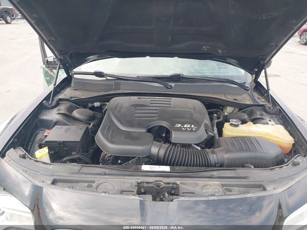 2015 CHRYSLER 300 LIMITED