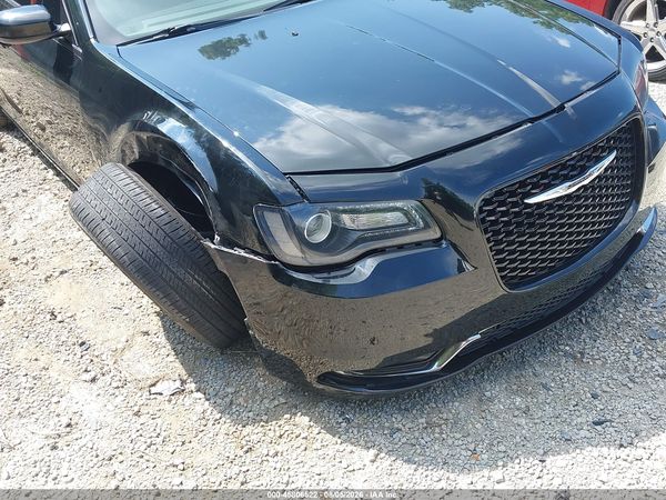 2017 CHRYSLER 300 300S — I6