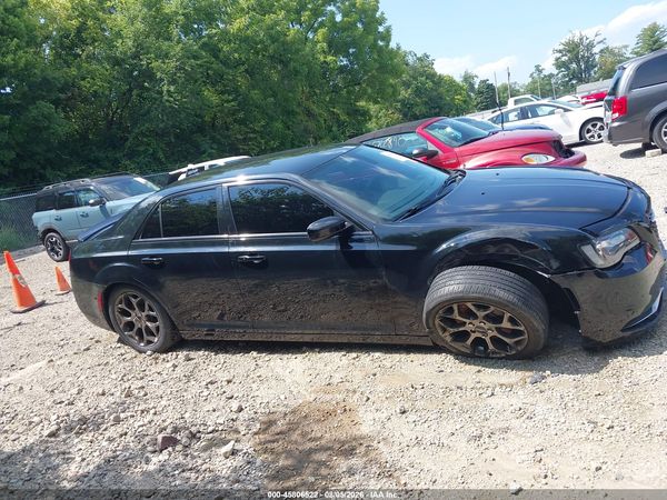 2017 CHRYSLER 300 300S — I116