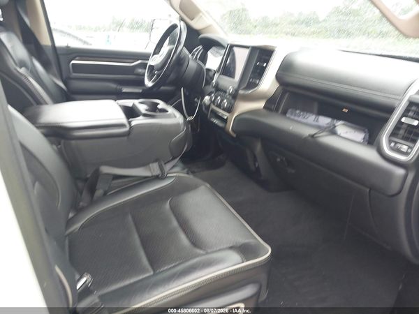 2020 RAM 1500 LARAMIE  4X4 6'4 BOX