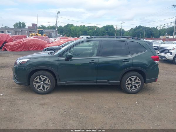 2024 SUBARU FORESTER