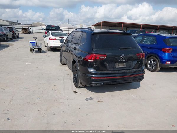 2024 VOLKSWAGEN TIGUAN 2.0T SE R-LINE BLACK — I3