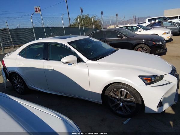 2019 LEXUS IS 300