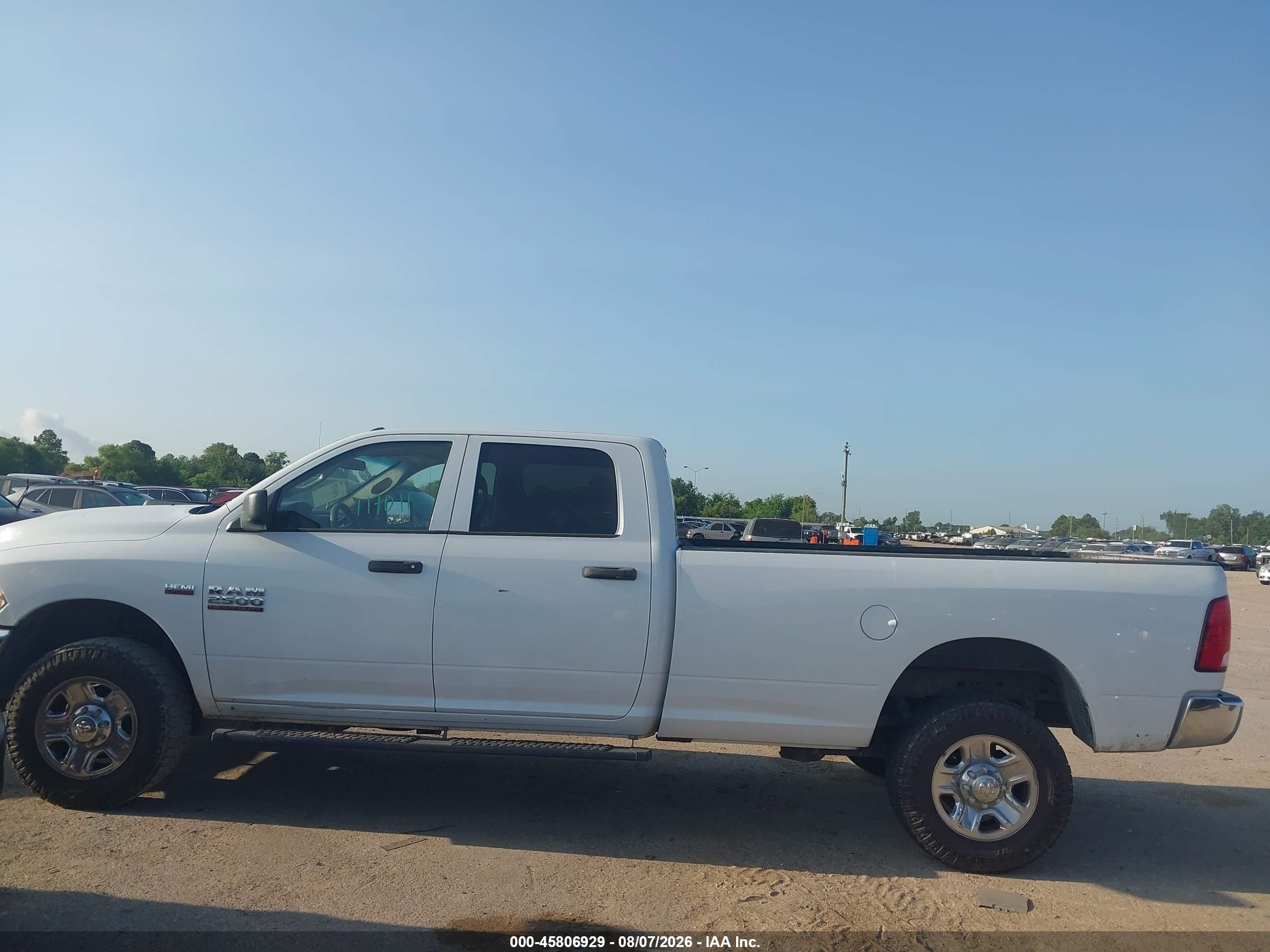 2018 RAM 2500 TRADESMAN  4X4 8' BOX