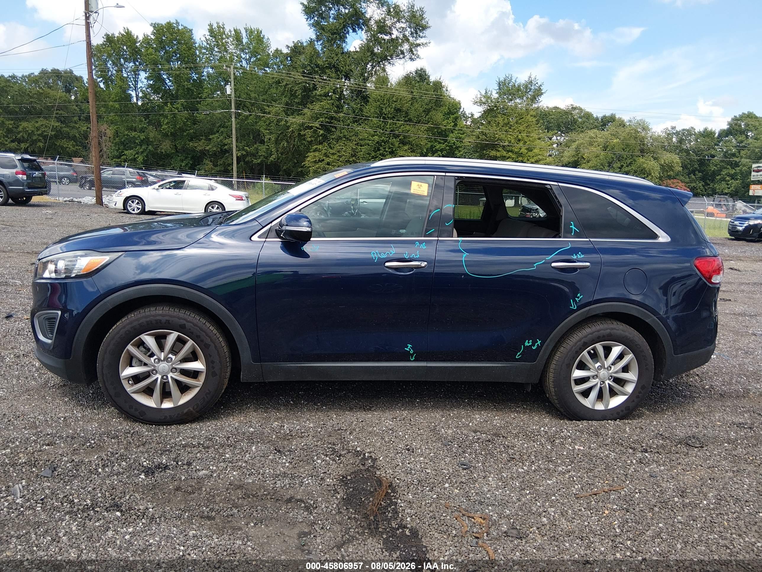 2017 KIA SORENTO 2.4L LX
