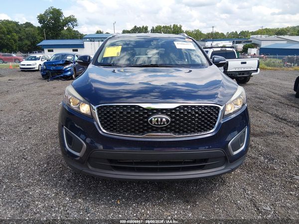 2017 KIA SORENTO 2.4L LX